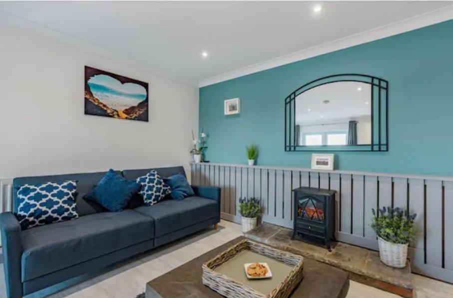 1 Bedroom Holiday Let In The Heart Of West Wales Кармартен Екстер'єр фото